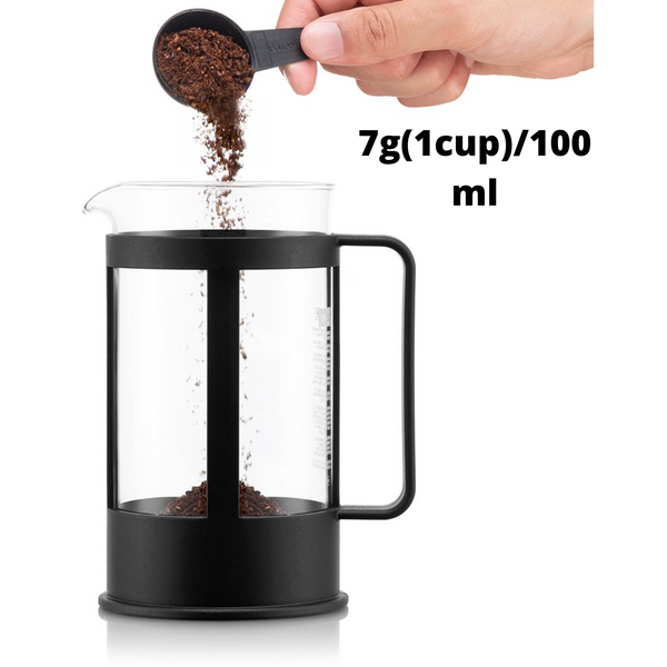 Cafetière à piston de Bodum Kenya en verre et ABS. Convient pour 8 tasses et peut contenir jusqu'à 1L. Dimensions : 147 x 110 x 232mm. Vendu chez Arlo’s Coffee, artisan torréfacteur de café de spécialité situé à Rambouillet dans les Yvelines. Café en grain et moulu. Café éthique et responsable.