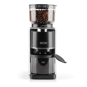 Retrouvez chez Arlo's Coffee, votre artisan torréfacteur à Rambouillet, le moulin à café électrique Beem grind perfect.  Élégant pour un meulage de précision et un arôme parfait - Parfaitement adapté à un usage domestique- Simplicité d'utilisation, accessible aux débutants comme aux expérimentés- Moutures pour machine expresso ou pour méthodes douces - Taille de la mouture ajustable...
