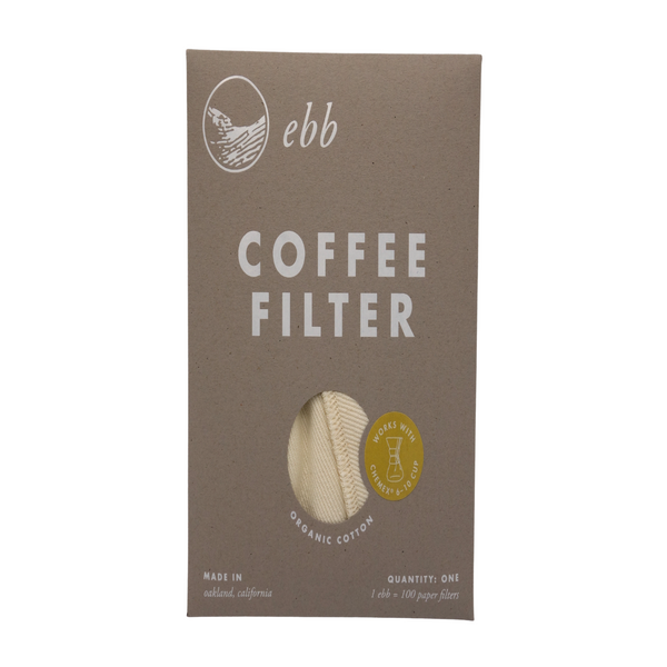 ChemPréparation en méthode douce / Filtre permanent en tissu réutilisable ! ce filtre est compatible avec une cafetière Chemex. Vendu chez Arlo’s Coffee, artisan torréfacteur de café de spécialité situé à Rambouillet dans les Yvelines. Café en grain et moulu. Café éthique et responsable. Filtre éco-responsable, écologique.