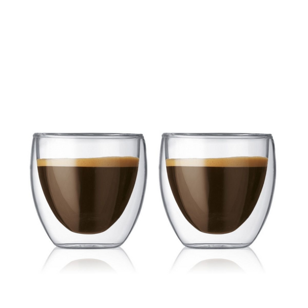 Verre à café seul, lot de 2 ou 6 verres double paroi 8 cl - Pavina. Ces verres sont compatibles four et micro-ondes jusqu'à 176°C. Passent au lave-vaisselle : les verres gardent leur transparence au fil du temps - Dimensions 6.4 x 6.2 cm. En vente chez Arlo’s Coffee, artisan torréfacteur de café de spécialité situé à Rambouillet dans les Yvelines, Rambouillet.
