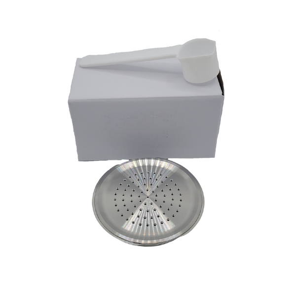 Éléments contenus dans la boite : une capsule réutilisable compatible Senseo une brosse et une cuillère doseuse. La capsule est en acier inoxydable et couvercle en silicone conçues pour une réutilisation sans fin sur votre machine Dolce Gusto! En vente chez Arlo’s Coffee, artisan torréfacteur de café de spécialité situé à Rambouillet dans les Yvelines. Café en grain et moulu. Café éthique et responsable.