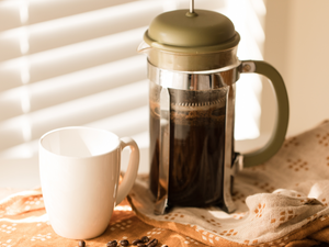 Cafetières à piston en vente chez Arlo's Coffee