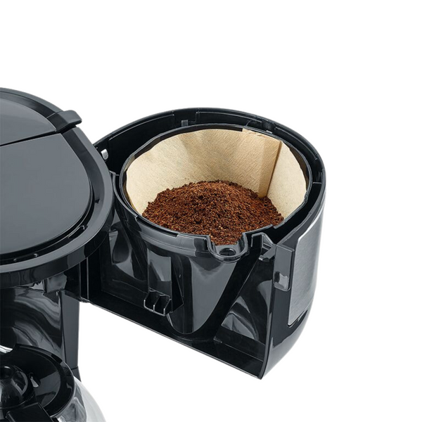 Idéale pour de petites consommations, la cafetière filtre compacte KA4808 de Severin est équipée d'un filtre permanent 1x2 avec système anti-goutte. Plaque chauffante pour conserver votre café au chaud, porte filtre amovible et compatible avec vos lave-vaisselles ! Jusqu'à 4 tasses soit 50 cl. Arlo's Coffee, artisan torréfacteur à Rambouillet dans les Yvelines.