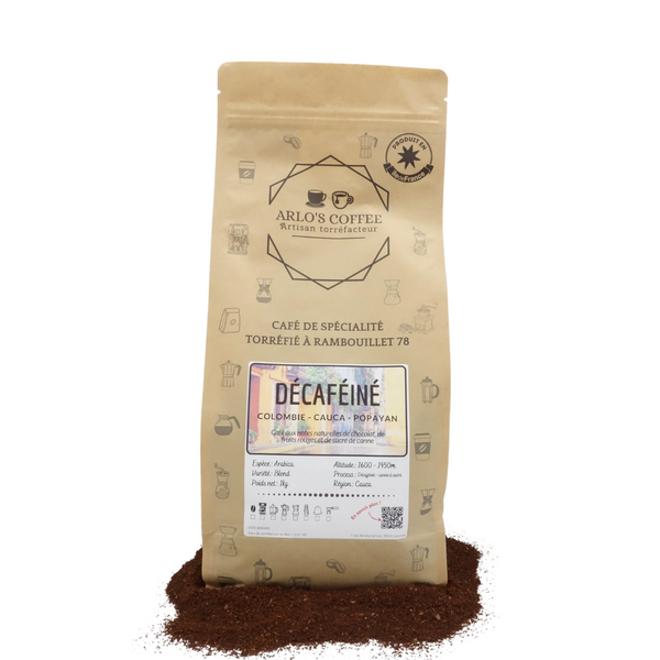 Voici un sachet de 1kg de notre café l’Espresso en grain. Un café de spécialité appartenant à notre gamme fixe. Ce café est issu du commerce équitable, pur arabica, éthique, traçable, disponible en grain ou moulu. Arlo’s Coffee est un artisan torréfacteur de café de spécialité. Situé en ile de France dans les Yvelines à Rambouillet.