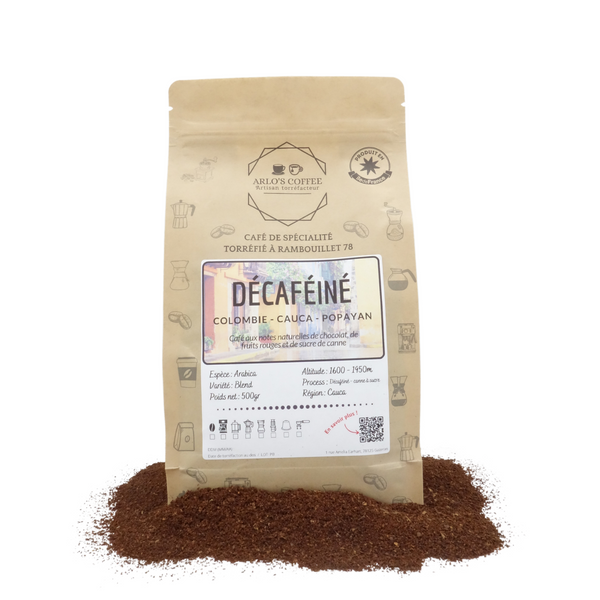 Voici un sachet de 500g de notre café l’Espresso en grain. Un café de spécialité appartenant à notre gamme fixe. Ce café est issu du commerce équitable, pur arabica, éthique, traçable, disponible en grain ou moulu. Arlo’s Coffee est un artisan torréfacteur de café de spécialité. Situé en ile de France dans les Yvelines à Rambouillet.