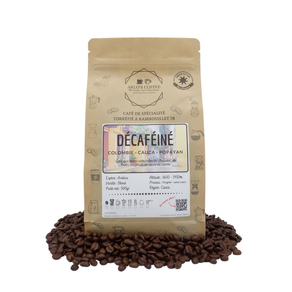 Voici un sachet de 500g de notre café l’Espresso en grain. Un café de spécialité appartenant à notre gamme fixe. Ce café est issu du commerce équitable, pur arabica, éthique, traçable, disponible en grain ou moulu. Arlo’s Coffee est un artisan torréfacteur de café de spécialité. Situé en ile de France dans les Yvelines à Rambouillet.