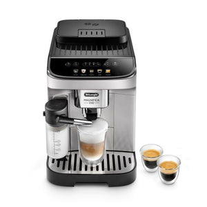 Magnifica Evo, broyeur espresso DeLonghi , coloris Noir Argenté- Bac à grain capacité 250g -panneau de commande tactile avec icônes colorés est intuitif et simple d’utilisation, 3 recettes café en accès direct, buse vapeur cappuccino. En vente chez Arlo’s Coffee, artisan torréfacteur de café de spécialité situé à Rambouillet dans les Yvelines, ile de France. Un coffret de café en grain offert avec l’achat de la machine.