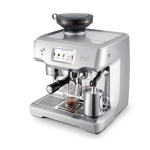 Oracle Touch Machine expresso avec broyeur. Réservoir d'eau 2,5 L - Trémie à grains 280 g - Contrôle volumétrique 1 et 2 tasses - paniers filtres à simple et double paroi (1 et 2 tasses), kit de nettoyage et filtre à eau - personnaliser 8 profils de boisson – Ecran digital - Coloris Inox Brossé. ARLO'S COFFEE artisan torréfacteur à Rambouillet (Yvelines) vous accompagne pour choisir votre machine à grain espresso broyeur. Découvrez également notre café éthique en grain ou moulu et 100% arabica !