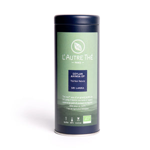 Ceylan OP Ahinsa Bio / L'autre thé / Thé noir / Arlo's Coffee /Ce thé de Ceylan OP Ahinsa biologique est issu d'un grand jardin de l'île de Ceylan. Il donne une tasse à l'aspect cuivré et au goût vif et puissant. Il a très peu d'astringence et des notes boisées soutenues. Idéal pour le petit déjeuner, c'est un grand classique tonique du matin ! En vente chez Arlo’s Coffee, artisan torréfacteur de café de spécialité situé à Rambouillet 