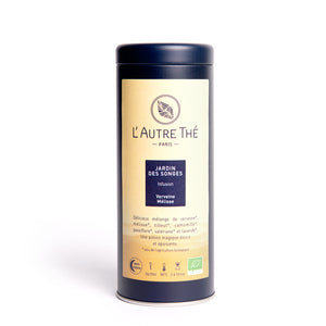 Tisane - Jardin des songes Bio / L'autre thé / Arlo's Coffee / Cette tisane bio à l'arôme naturel de citron est un délicieux mélange de plantes connues pour leurs vertus relaxantes et calmantes. Vous apprécierez son goût très fruité et délicieux.  Une potion magique douce et apaisante.  Excellente également en infusion à froid. En vente chez Arlo’s Coffee, artisan torréfacteur de café de spécialité situé à Rambouillet 