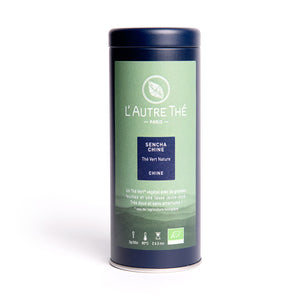 Sencha de Chine Bio / L'autre thé / Thé vert / Arlo's Coffee / Ce thé vert Sencha bio de Chine présente de belles feuilles plates et une belle couleur limpide en tasse. La qualité de cette récolte lui confère un goût délicat, léger, subtil. Des notes végétales et un thé très doux pour découvrir le monde des thés verts natures. En vente chez Arlo’s Coffee, artisan torréfacteur de café de spécialité situé à Rambouillet dans les Yvelines, ile de France. 