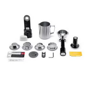 Machine à expresso - Dual Boiler - Écran digital avec PID et chronomètre - Chauffeur détartrables - Pompe de fabrication italienne 15 bars - Dameur magnétique intégré - Écran LCD rétro-éclairé - Coloris Inox Brossé - Puissance 2200 W - Coloris Inox Brossé - Garantie 2 ans. ARLO'S COFFEE artisan torréfacteur à Rambouillet (Yvelines) vous accompagne pour choisir votre machine à grain espresso broyeur. Découvrez également notre café éthique en grain ou moulu et 100% arabica !