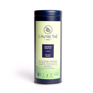 Verveine menthe bio / L'autre thé / Tisane / Cette tisane bio est une version revisitée de la classique "Verveine menthe Bio", avec de la verveine, de la menthe douce et de mélisse apaisante. Un mélange très équilibré et savoureux.  Elle peut se boire chaude ou glacée, elle aide à se détendre et à digérer. Une sensation de bien être et de fraîcheur. Sans théine, ni tanin, elle peut se consommer toute la journée. En vente chez Arlo’s Coffee, artisan torréfacteur de café de spécialité situé à Rambouillet 